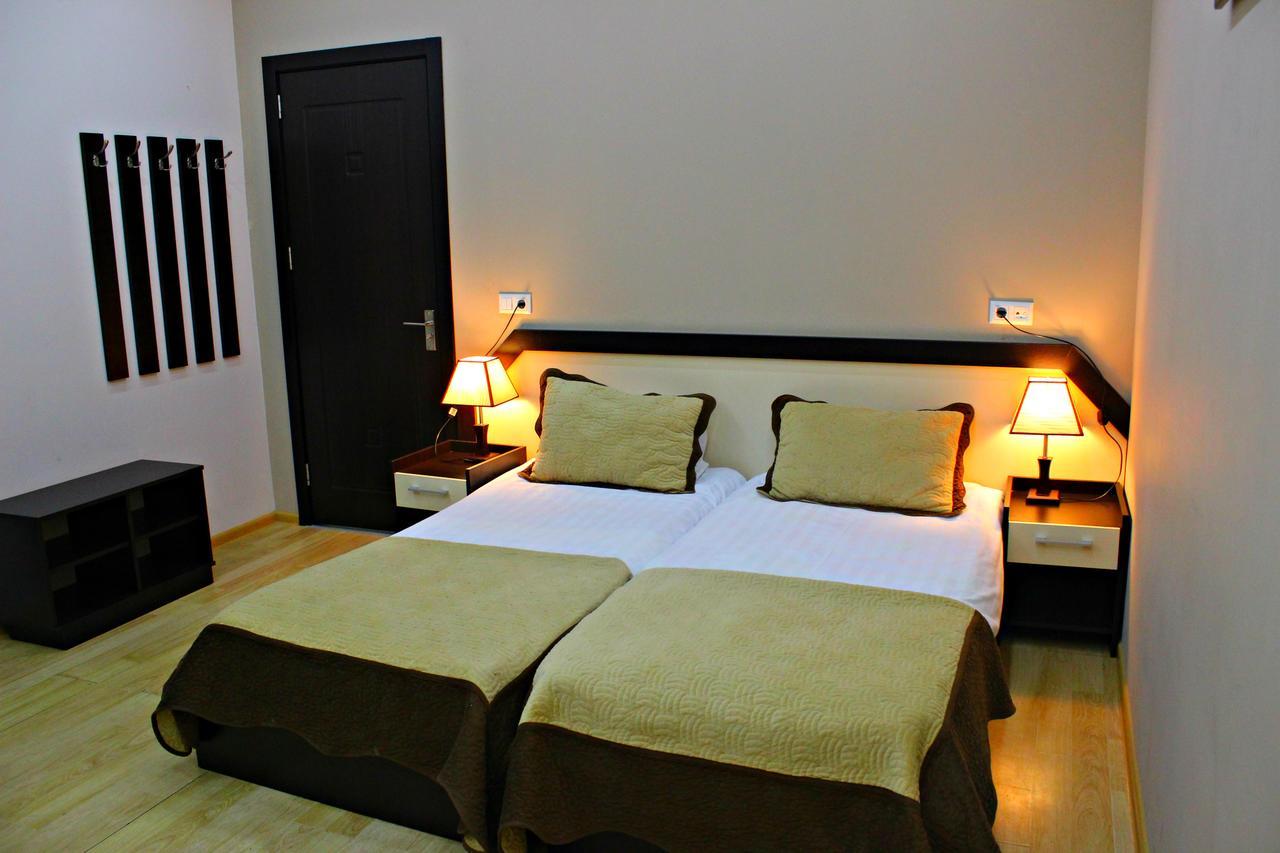 Getaway Hotel Тбілісі Екстер'єр фото